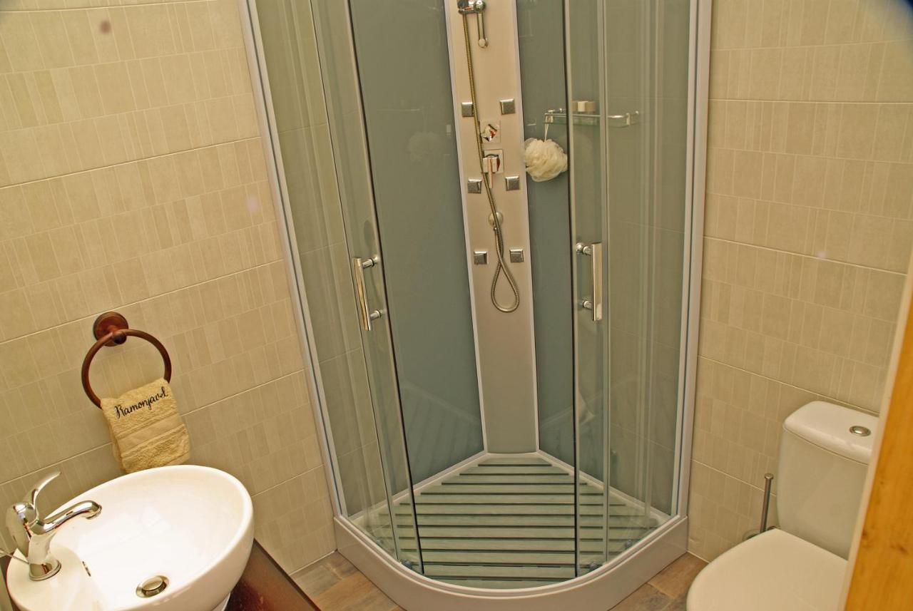 Domaine Ramonjavel, Glamping & Alpaca'S Bed & Breakfast Fongrave Dış mekan fotoğraf