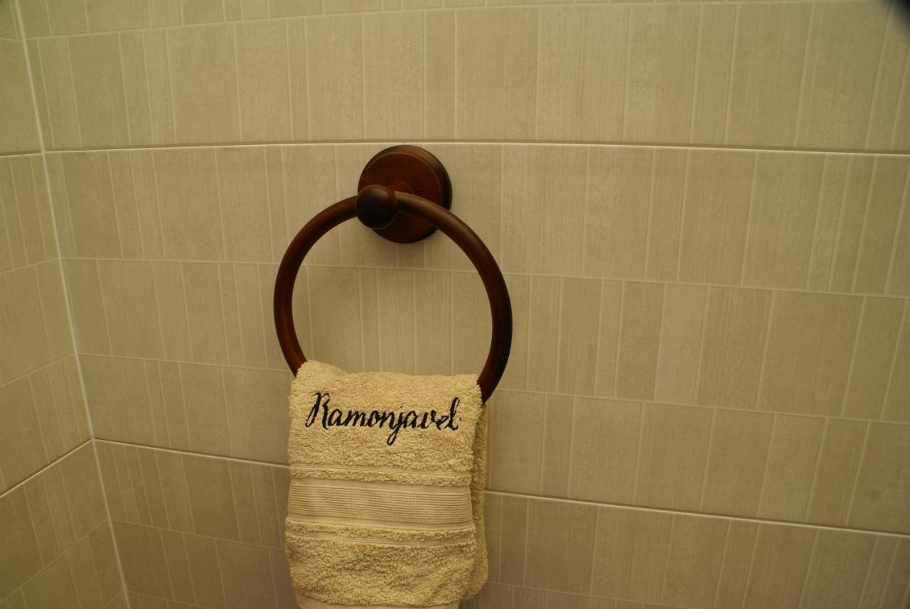 Domaine Ramonjavel, Glamping & Alpaca'S Bed & Breakfast Fongrave Dış mekan fotoğraf
